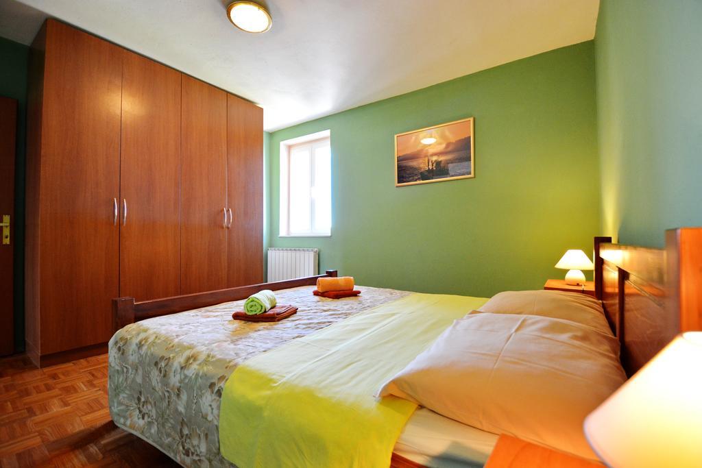 Apartments Sol Солине Екстер'єр фото