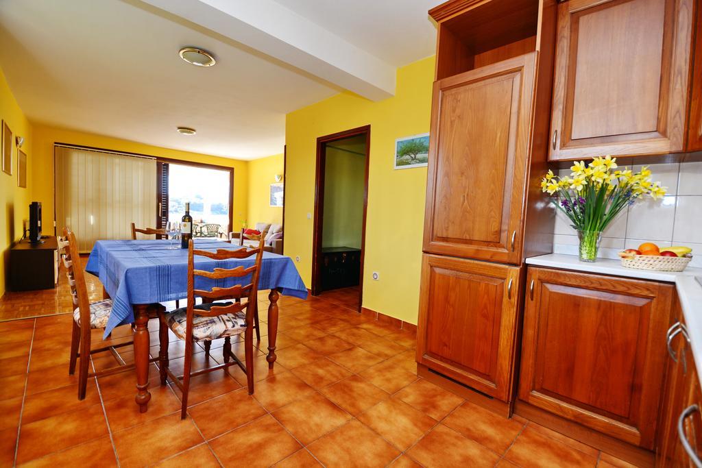 Apartments Sol Солине Екстер'єр фото