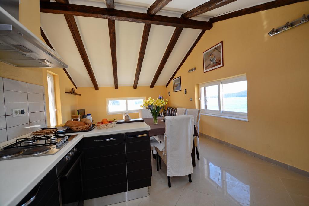 Apartments Sol Солине Екстер'єр фото
