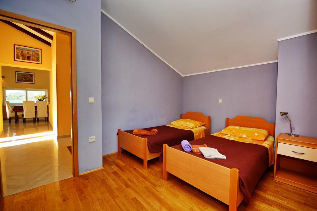 Apartments Sol Солине Екстер'єр фото