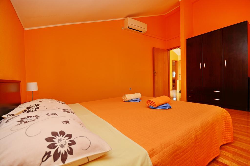 Apartments Sol Солине Екстер'єр фото